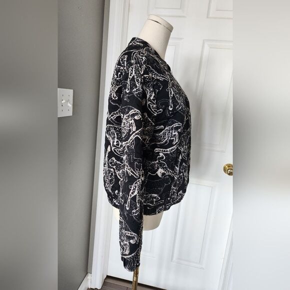 H&MโWild Cat Bomber style jacket - Size 6 - Picture 5 of 10
